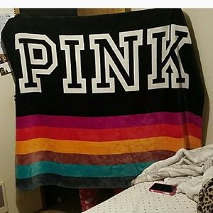 Victoriaacret sepshora blanket, brand new, in bag.